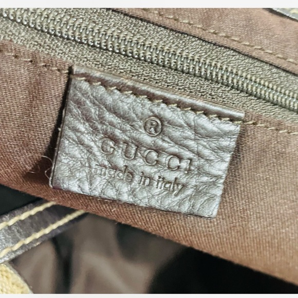 100% Authentic Verified Gucci Large Large D-Ring Hobo Wallet and Key Wallet - Picture 6 of 13